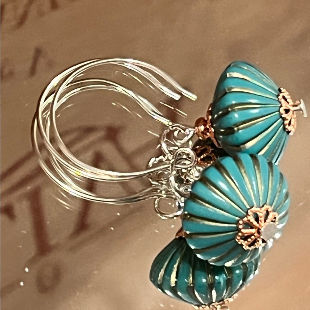 NWT Aladdin Lamp Artisan created one of a kind lightweight earrings